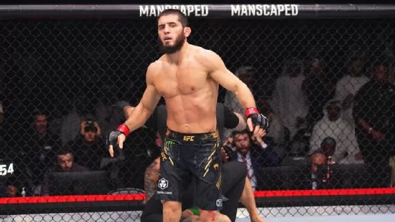 Islam Makhachev defeated Alexander Volkanovski in the first round of their rematch at UFC 294